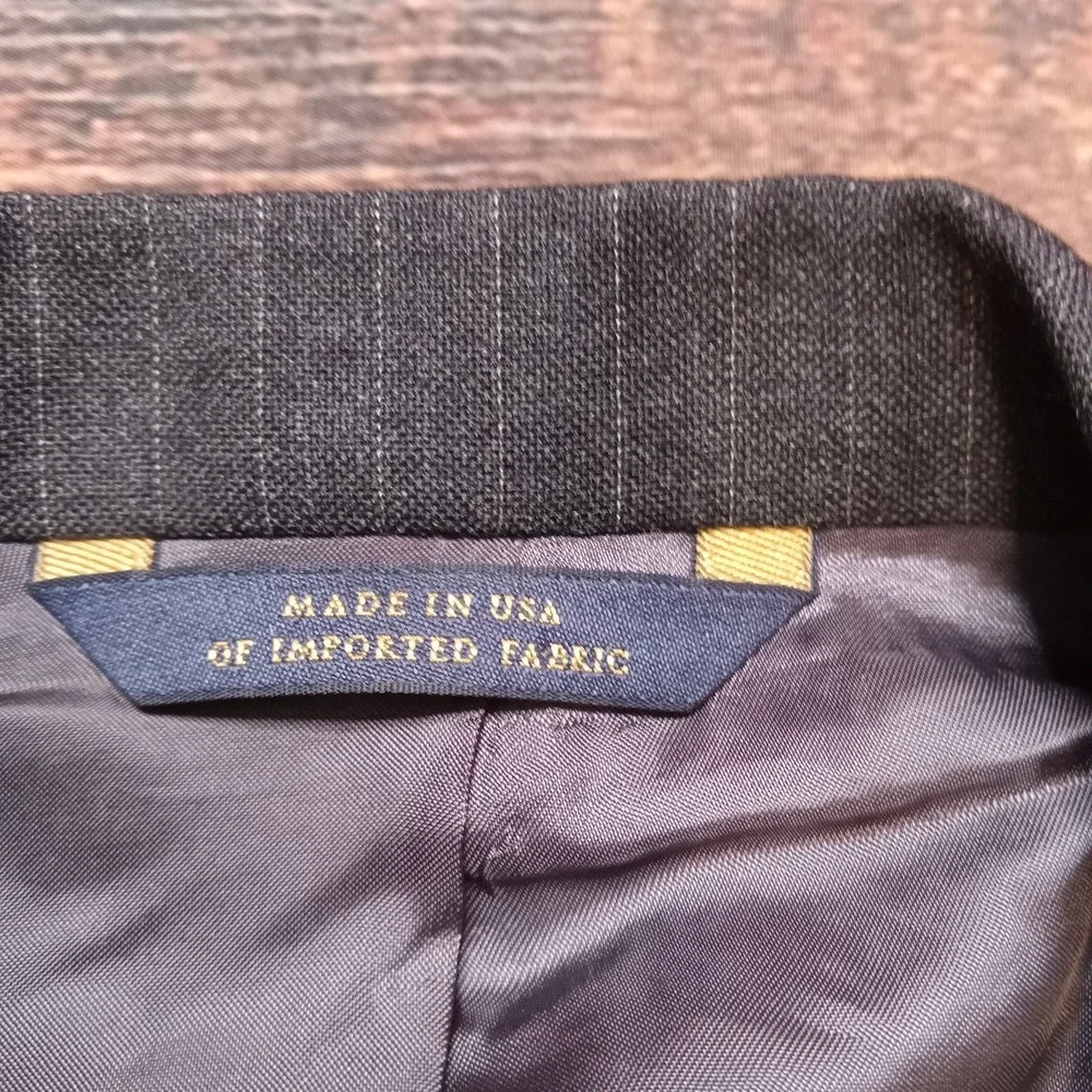 Brooks Brothers 1818 Regent Vitale Barberis Canonico 40L 100% Wool Black Pinstri